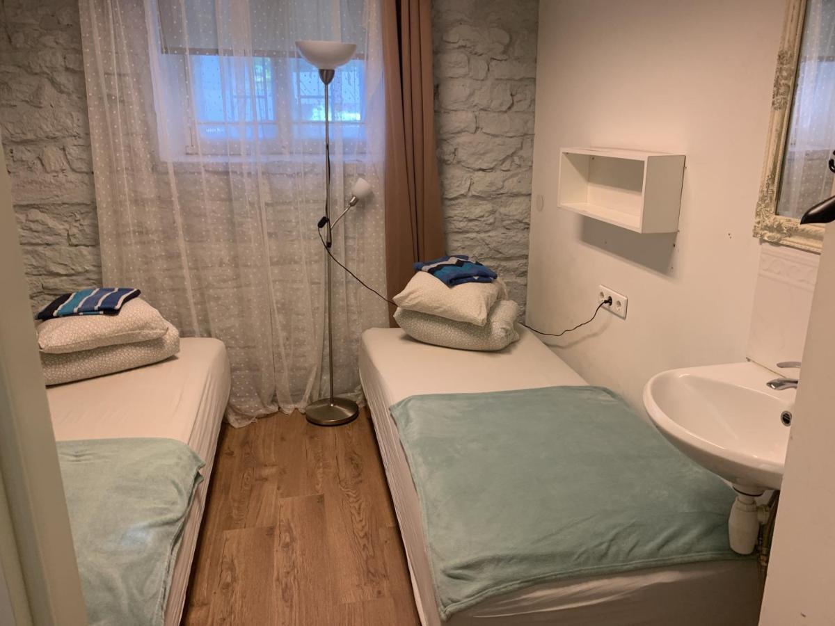 Sueda Hostel Tallinn Buitenkant foto